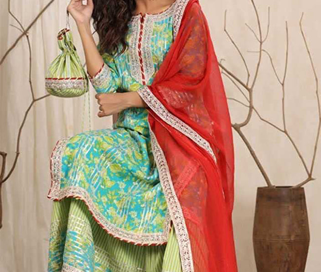 Women Kurta and Churidar Set Cotton Silk, Green