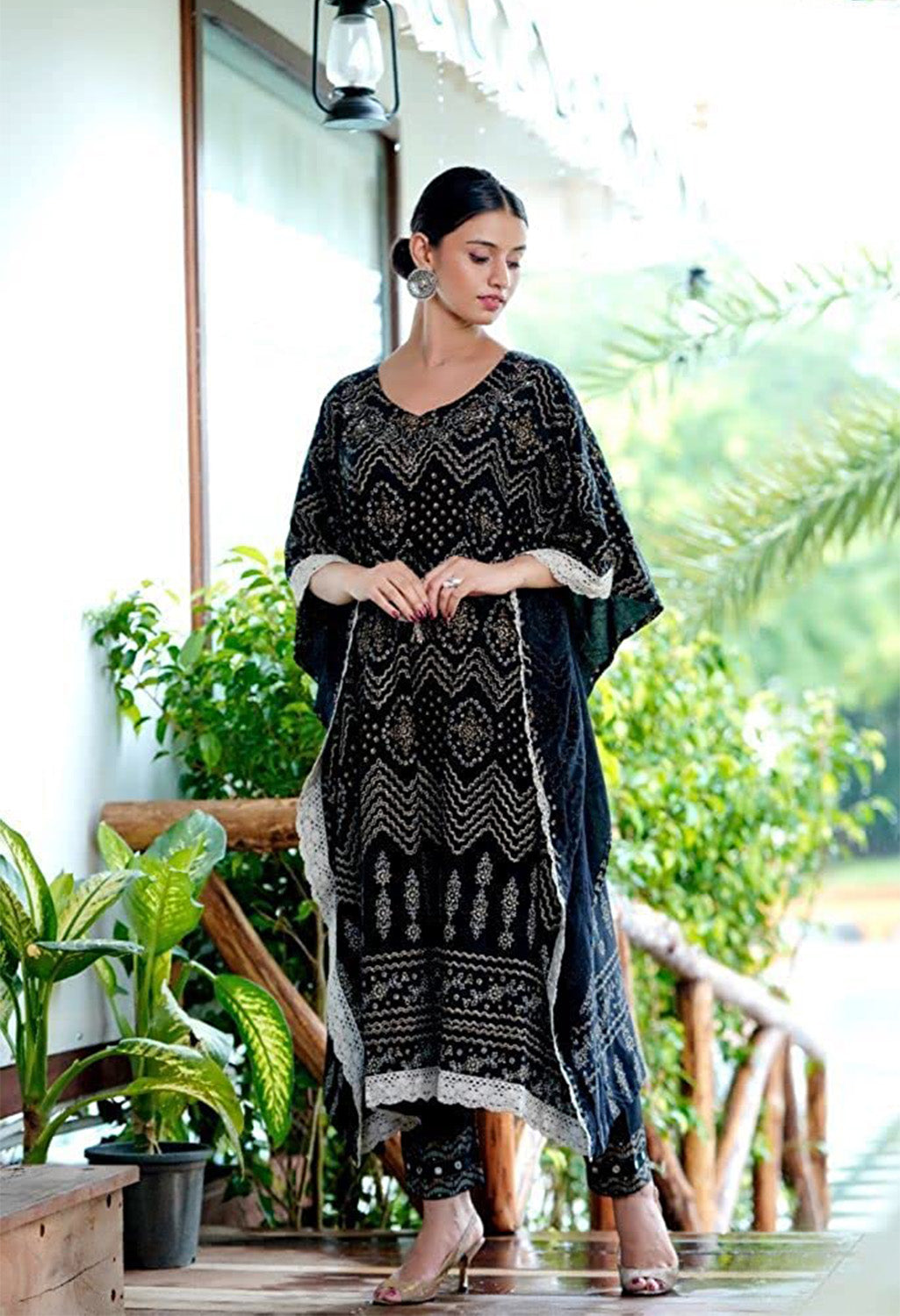 Printed Knee-Length Kaftan Set with Fitted Pants, Black