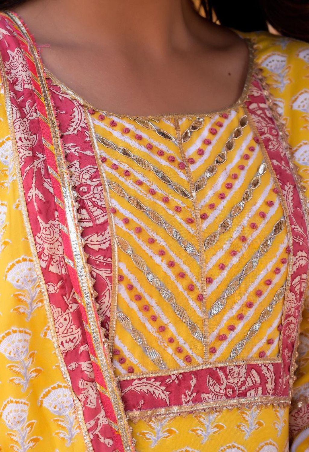 Geometric Print Straight Solid Kurta, Salwar & Dupatta Set